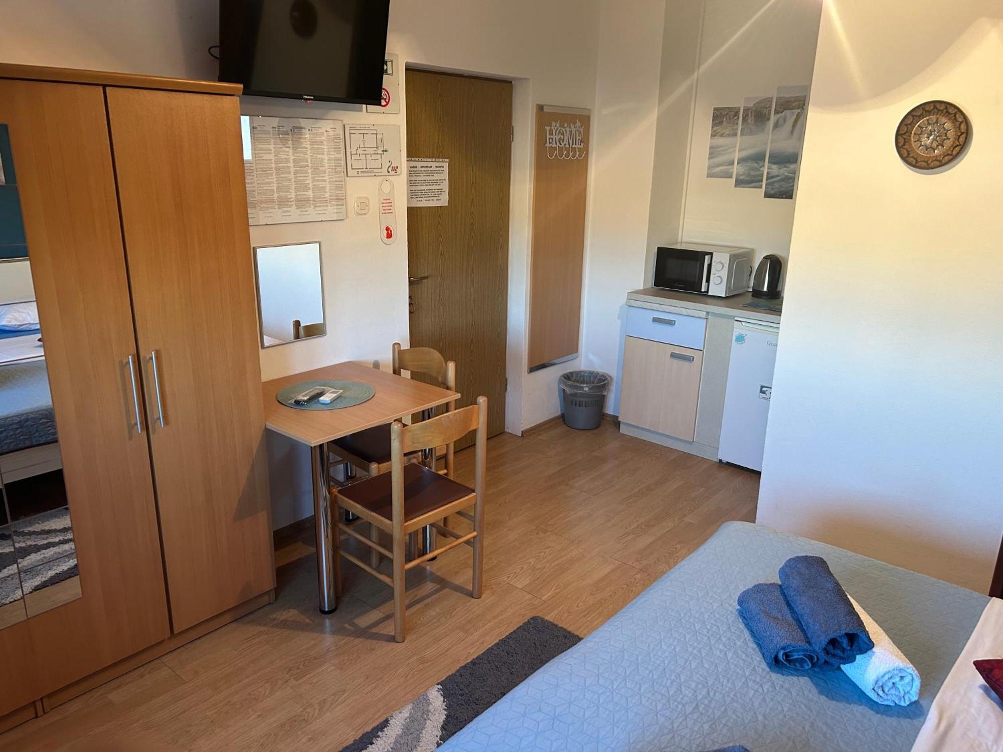 Guest House Ana Zadar Buitenkant foto
