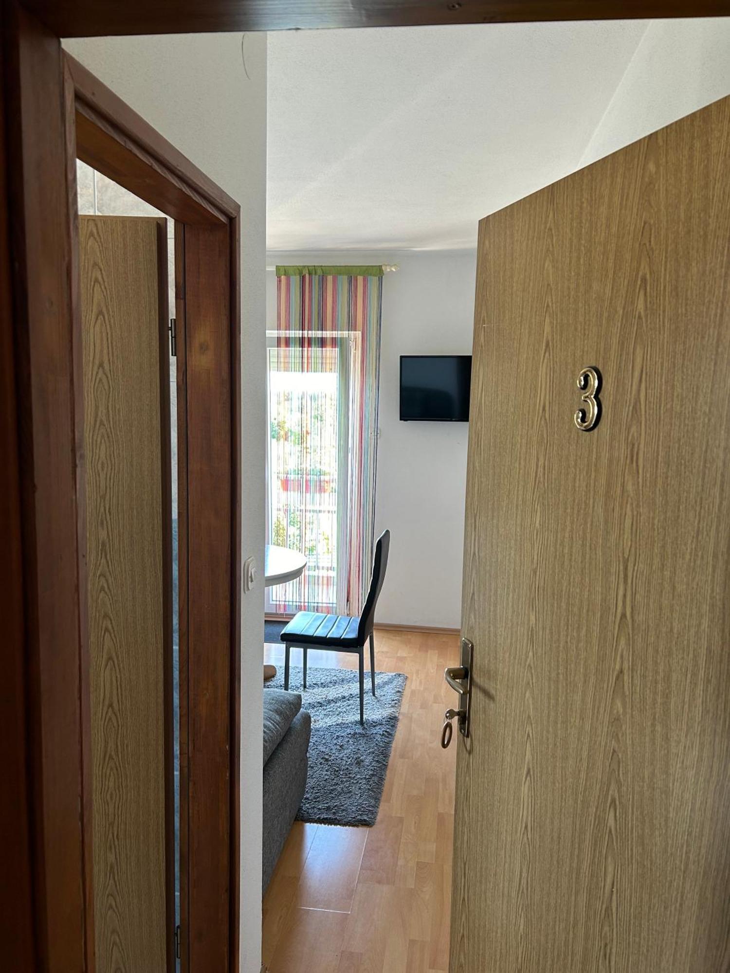 Guest House Ana Zadar Buitenkant foto